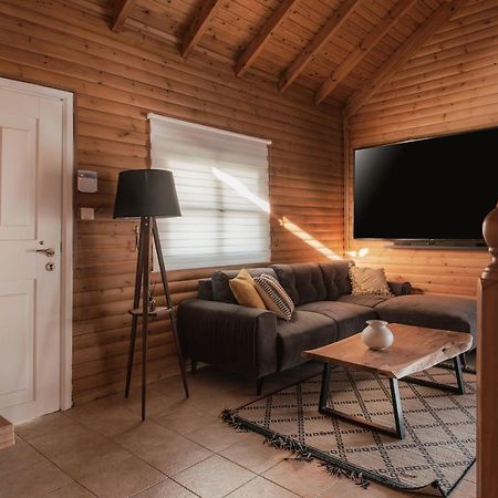 Wood House "Private Spa" Vergia Exteriér fotografie