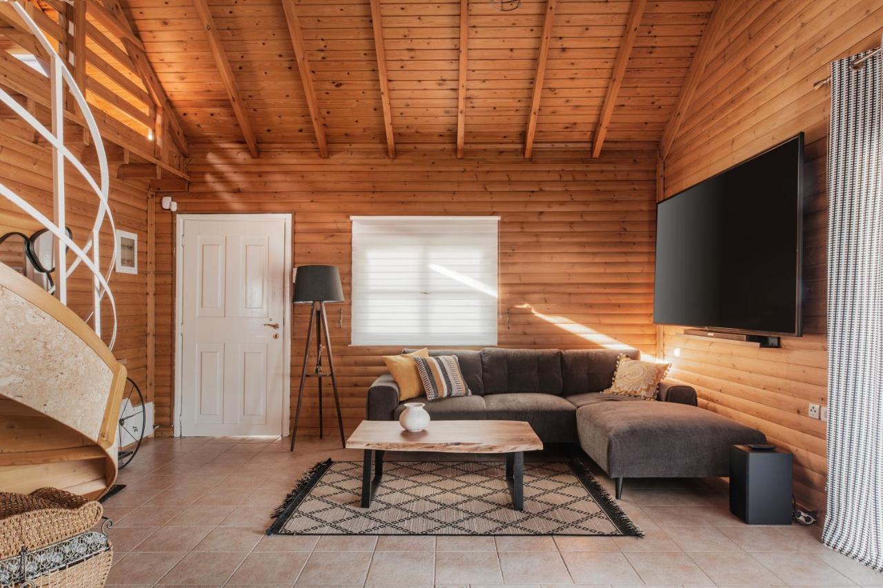 Wood House "Private Spa" Vergia Exteriér fotografie